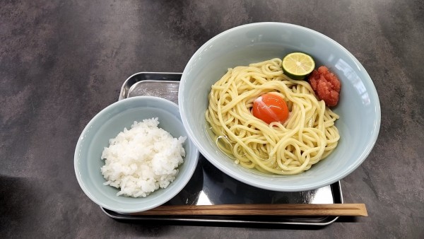 「TKM ﾄｯﾋﾟﾝｸﾞ明太子 白飯」@自家製麺 40 STANDの写真