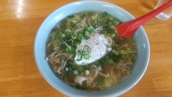 「五目ラーメン塩（玉子入り）930円」@チャイナDRAGONの写真