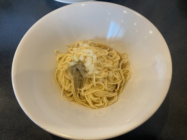 「ニボ玉(ハーフ)」@煮干中華蕎麦 舞〜Mau〜の写真