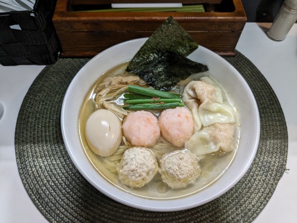 「特製塩らぁ麺 1490円」@麺や金時の写真