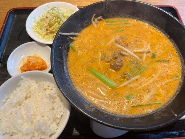 「担々麺（サービスランチ）」@新香港屋台の写真