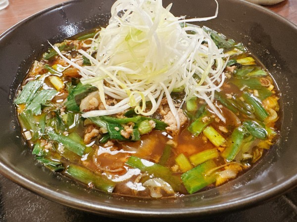 「勝浦タンタンメン ニラ攻め」@まんまる亭の写真