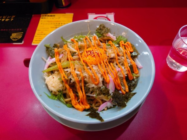 「【限定】ザクネギ油そば 〜特製葱油仕上げ〜」@自家製麺 酉の写真