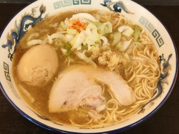 「朝らーめん＋味付玉子」@孫鈴舎の写真