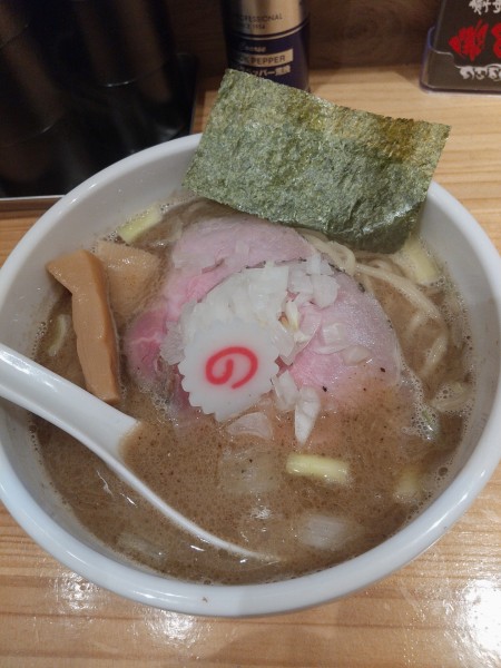 「煮干中華そば」@煮干中華そば 無双の写真