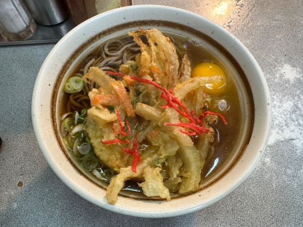 「天玉そば(540円)」@そばうどん 松本の写真