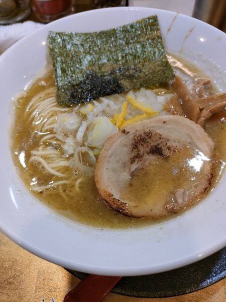 「煮干しラーメン」@麺屋 音 南越谷店の写真