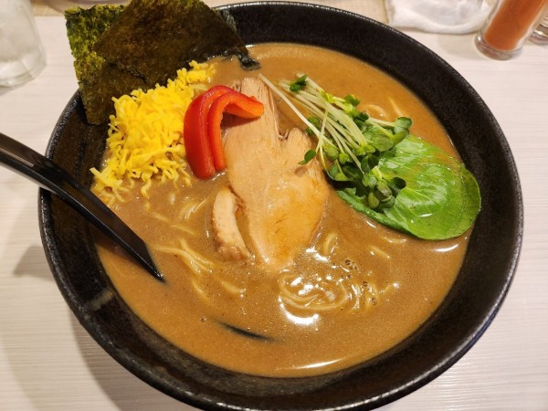「カレーラーメン中盛　〆小ライス」@CURRY&BAR 2531の写真