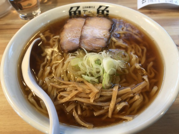 「醤油らぁ麺（特盛）」@とと ホンテンの写真