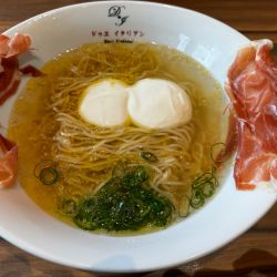 ラーメン生ハムフロマージュ