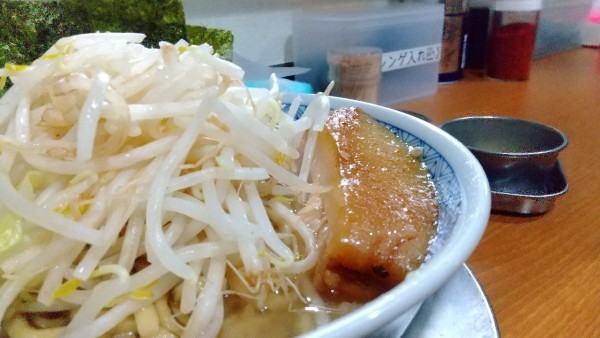 「#ラーメン #特製生姜 #玉葱 #ニンニク #850円」@ラーメン ぶぅさんの写真