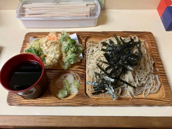 「野菜天ざるそば大盛り」@やぶ千の写真