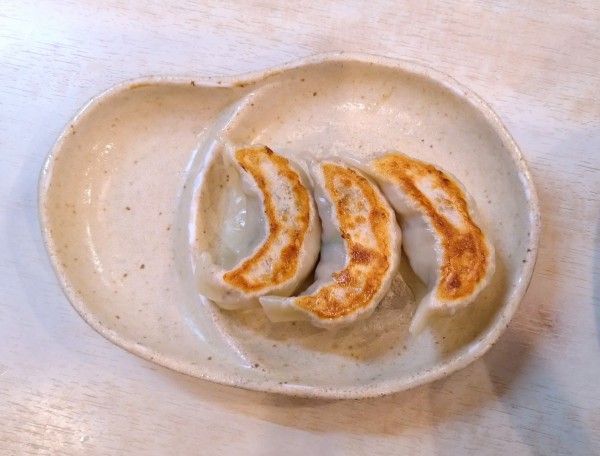 「自家製焼餃子3個」@鶏豚骨 一學の写真