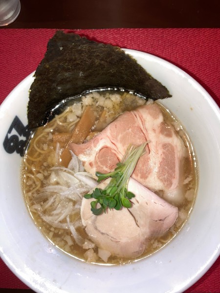 「背脂煮干そば」@牟岐縄屋の写真