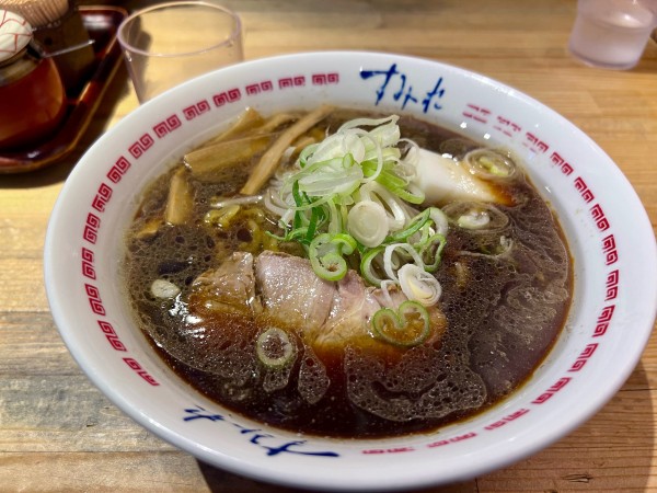 「正油ラーメン」@すみれ 横浜店の写真