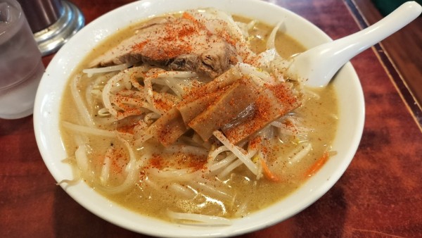 「札幌味噌ラーメン」@ビックラーメン 虎ノ門店の写真
