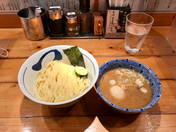 「濃厚味玉つけ麺」@つじ田 神田御茶ノ水店の写真