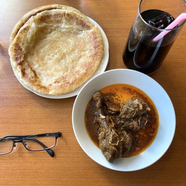 「アヒルとカレーと2pcパラタ」@Tokyo Halal Restaurantの写真