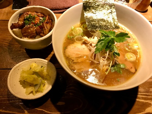 「鶏そば醤油」@神田とりそば なな蓮の写真