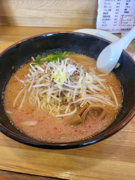 「雷ラーメン(小辛)」@ラーメンハウス 富良野の写真