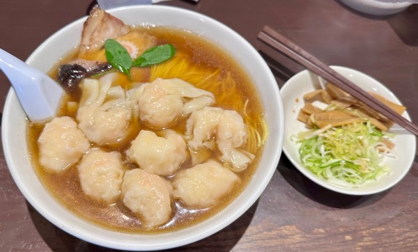 「えびワンタンそば（大盛り）＋えびワンタントッピング」@あんくるていの写真