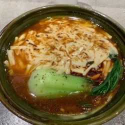 麻婆豆腐ラーメン＋炙りチーズ、山椒増し