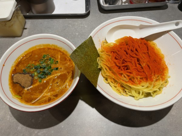 「極辛つけめん」@麺屋じゃいあん 花小金井店の写真