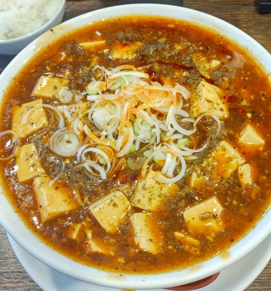 「麻婆豆腐麺ちょい辛口 普通麺」@元祖打卤麺 香辣居 8号店の写真