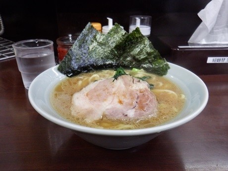 「ラーメン　並盛」@ラーメン 岡村屋の写真
