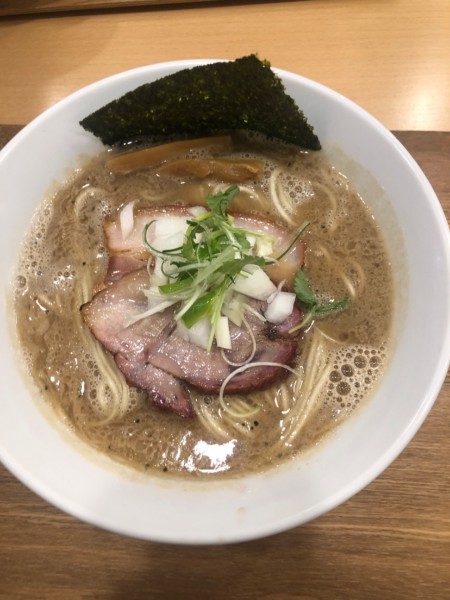 「豚骨魚介ラーメン」@麺道 ひとひらの写真
