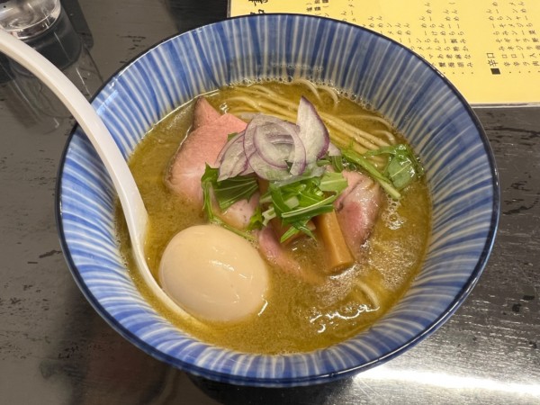 「甘エビ白湯らぁめん(気まぐれ限定)」@ラーメン香華の写真