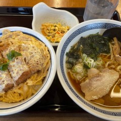 山田うどん食堂 総和町店の画像