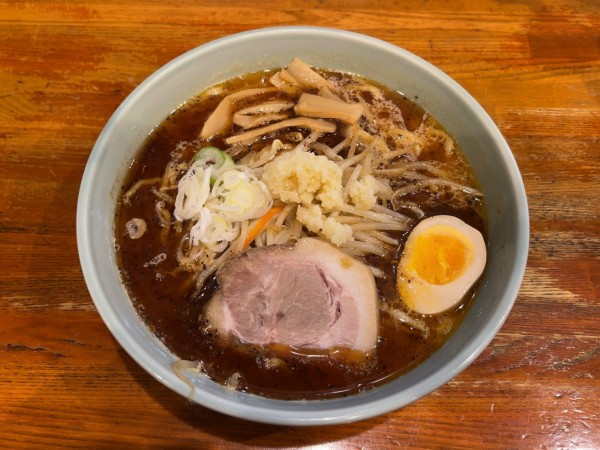 「特選味噌らーめん ブラックラベル」@らあめん美春の写真