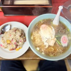 半ちゃんラーメン 650円