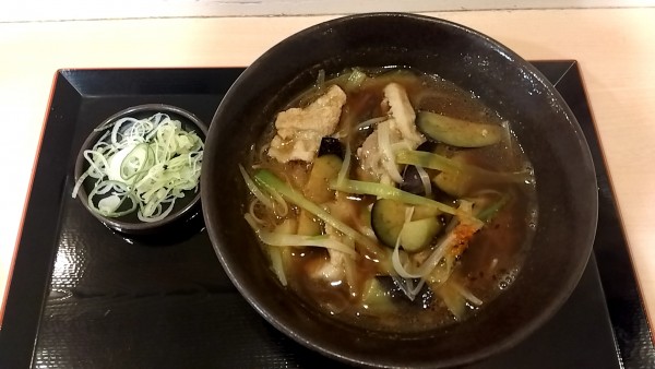 「肉茄子そば（６５０円）」@ゆで太郎 三田3丁目店の写真