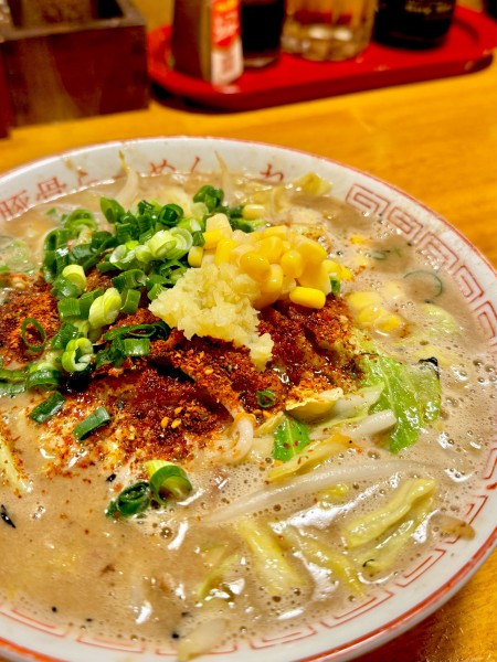 「濃厚焼き味噌らーめん950円」@豚骨らーめん れんの写真