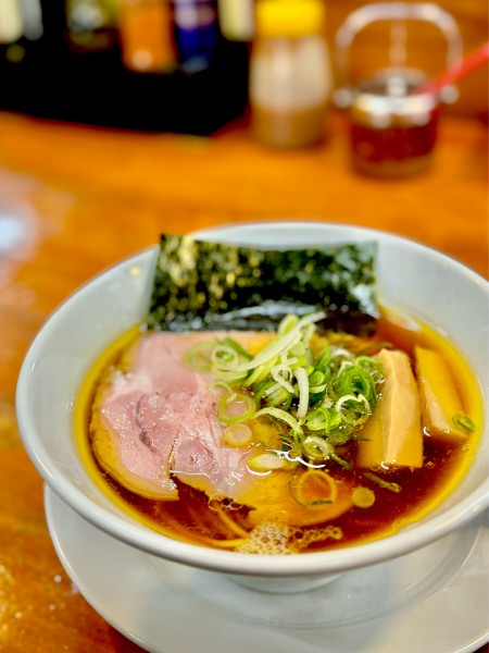 「地鶏らぁ麺（醤油）950円」@会津ばんだいらーめん 伊勢崎店の写真