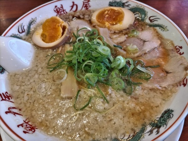 「特製醤油味玉ラーメン」@ラーメン魁力屋 藤沢石川店の写真