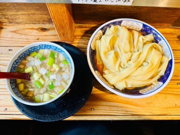 「すごいつけもめん【1800円】」@すごい煮干ラーメン凪 新宿ゴールデン街店 本館の写真