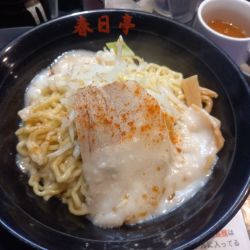 鳥豚油そば中盛り￥950生卵かけご飯セット(大盛り)￥200