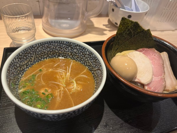「特製濃厚魚介つけ麺」@麺屋 一燈の写真