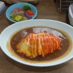 やくぜんオムライスカレー850円