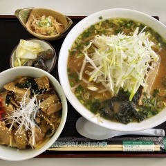 ごはん屋 口福食堂の画像