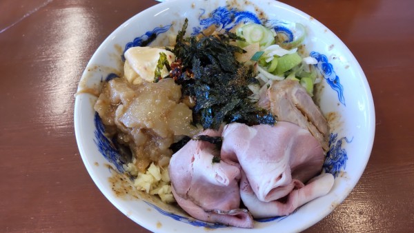 「たれそば950円全ましローストポーク」@それいけ！たかちゃんラーメンの写真