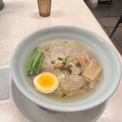 ホタテが香る塩らーめん