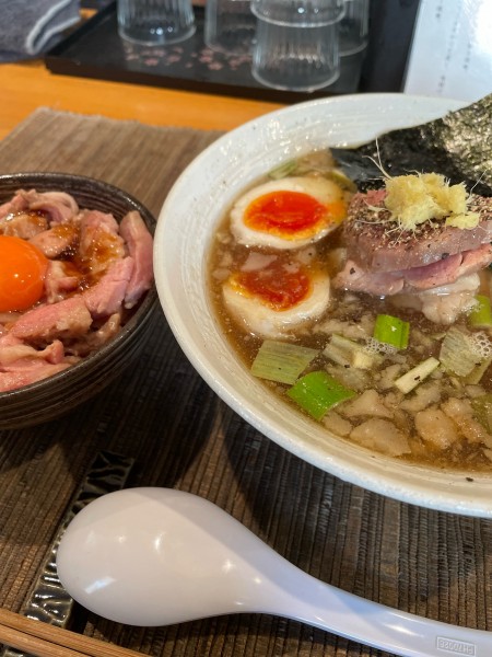 「特製醤油らぁ麺＋手揉みらぁ麺変更」@麺屋 さくら井の写真