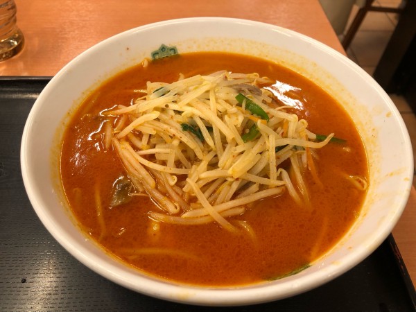 「秘伝の辛味噌ラーメン」@日高屋 西新宿1丁目店の写真