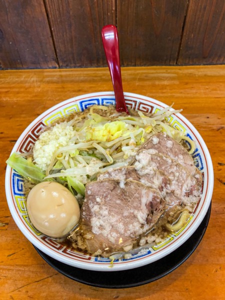 「味玉もやしラーメン中盛+豚1枚」@麺屋 登夢道 茅ヶ崎本店の写真