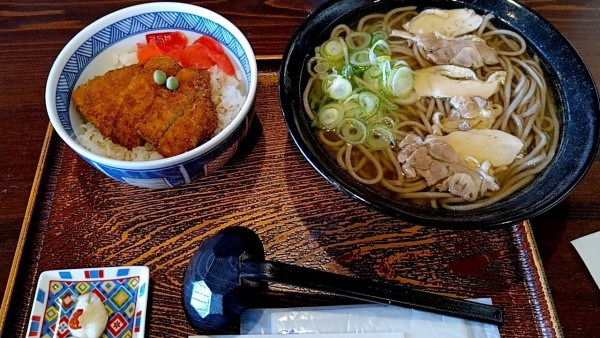 「大盛りセット」@といや ほなみ分店の写真