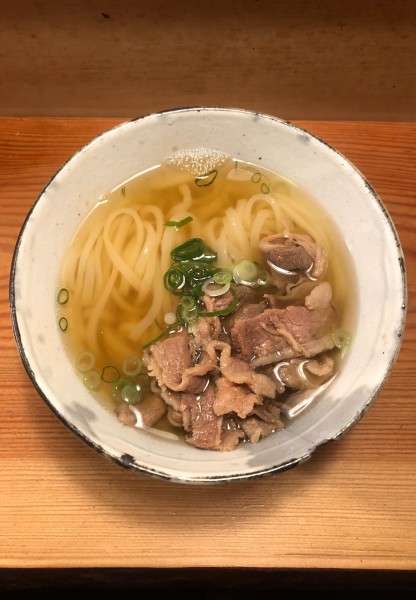 「肉うどん大盛（1100）」@豊前裏打会 萬田次郎うどんの写真